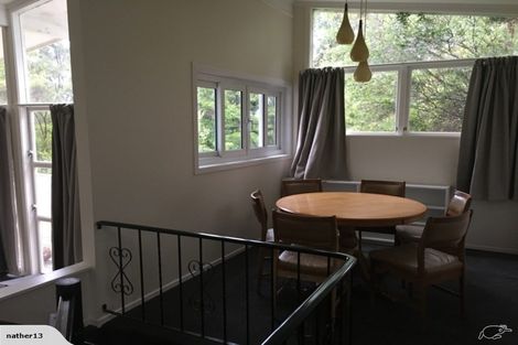 Photo of property in 18 Rauhuia Crescent, Parau, Auckland, 0604