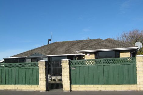 Photo of property in 47 Castletown Place, New Brighton, Christchurch, 8083