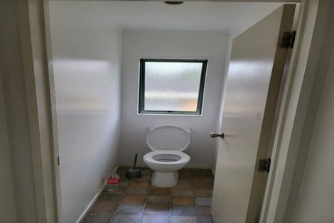 Photo of property in 3a Waterview Road West, Takanini, 2112