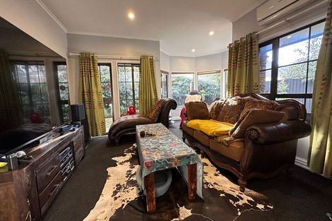 Photo of property in 125 Grahams Road, Burnside, Christchurch, 8053