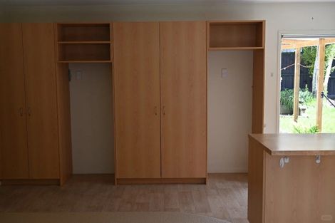 Photo of property in 9 Lyons Avenue, Murrays Bay, Auckland, 0630