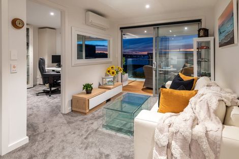 Photo of property in 67c The Parade, Bucklands Beach, Auckland, 2012