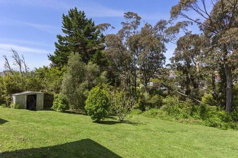 Photo of property in 36 Lorikeet Place, Unsworth Heights, Auckland, 0632