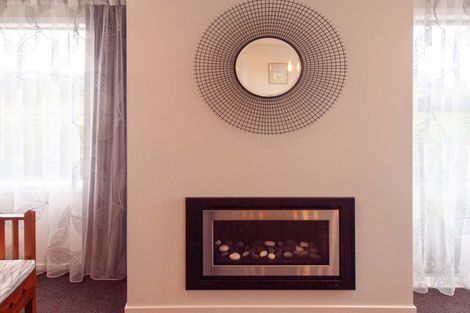 Photo of property in 1 Stony Hill Place, Grenada Village, Wellington, 6037