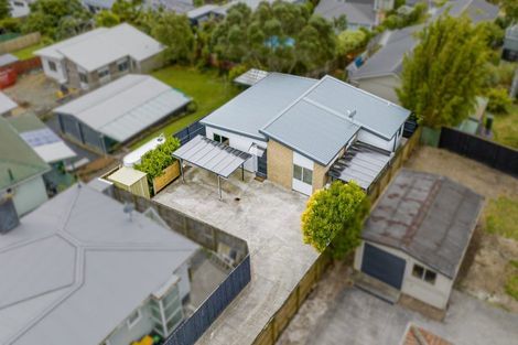 Photo of property in 16a Pine Avenue, Henderson, Auckland, 0612