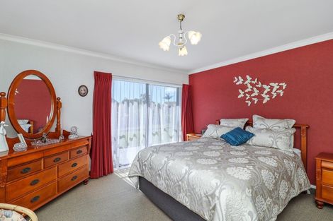 Photo of property in 2 Melia Place, Mount Maunganui, 3116