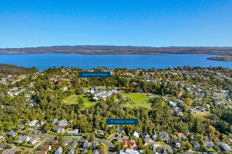 Photo of property in 37 Gatman Street, Birkdale, Auckland, 0626