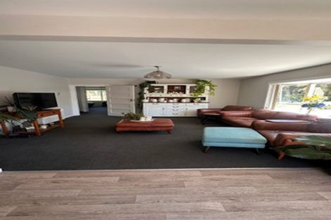 Photo of property in 729 Christchurch Akaroa Road, Tai Tapu, 7672