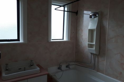 Photo of property in 5 Piko Crescent, Riccarton, Christchurch, 8041