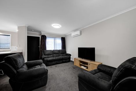 Photo of property in 10c Campbell Street, Hawera, 4610