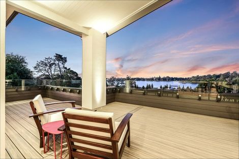 Photo of property in 145 Lake Crescent, Hamilton Lake, Hamilton, 3204