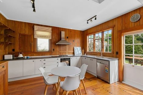 Photo of property in 10 Fraser Avenue, Johnsonville, Wellington, 6037