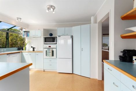 Photo of property in 2 Elizabeth Street, Ohope, 3121