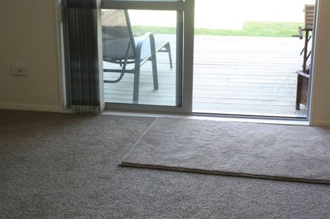 Photo of property in 30b Seacliffe Road, Hillsborough, Auckland, 1042