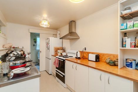 Photo of property in 35 Lawrence Street, Newtown, Wellington, 6021