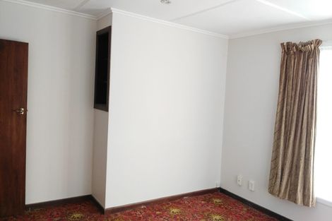 Photo of property in 44 Brandon Road, Glen Eden, Auckland, 0602