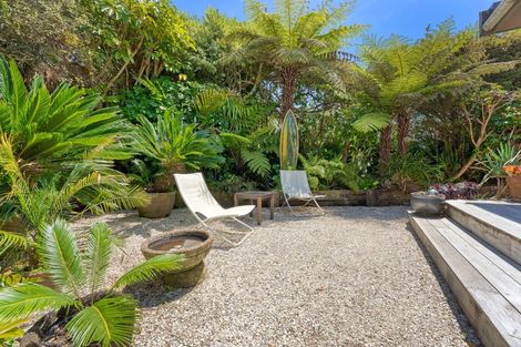 Photo of property in 42a Masterton Road, Rothesay Bay, Auckland, 0630