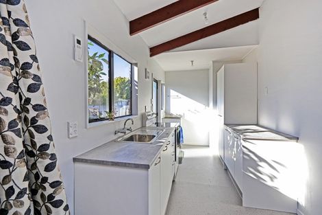 Photo of property in 17 Fleming Crescent, Maraenui, Napier, 4110