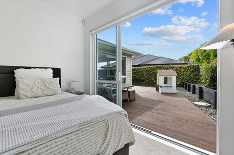 Photo of property in 3 Dida Park Drive, Kumeu, 0810