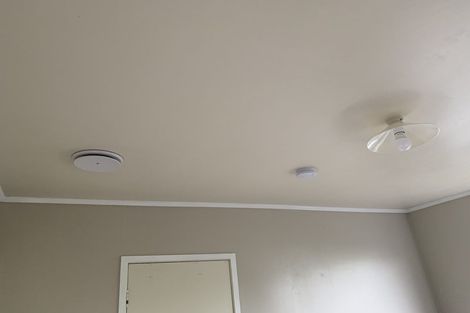 Photo of property in 3/76 Luanda Drive, Ranui, Auckland, 0612