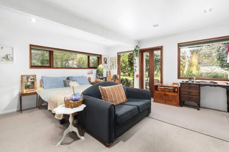 Photo of property in 20 Amapur Drive, Khandallah, Wellington, 6035