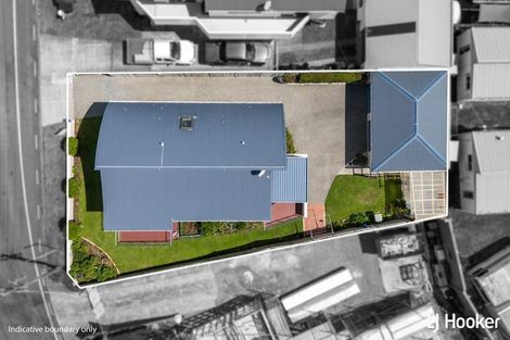 Photo of property in 19 Beach Road, Waihi Beach, 3611