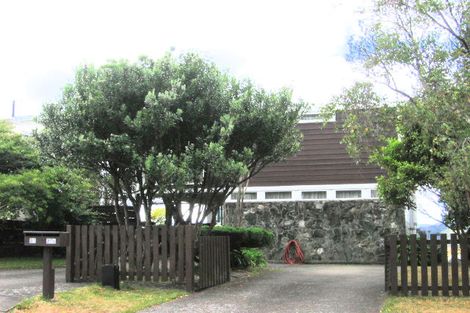 Photo of property in 27 Breton Grove, Kingston, Wellington, 6021