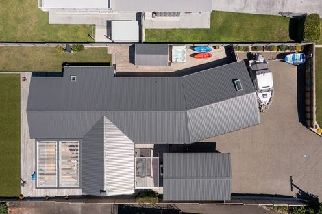 Photo of property in 26 Harbour View Road, Omokoroa, 3114