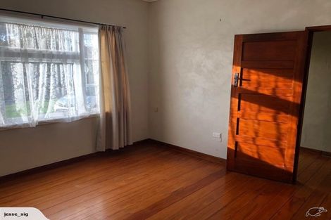 Photo of property in 63 Brois Street, Frankleigh Park, New Plymouth, 4310