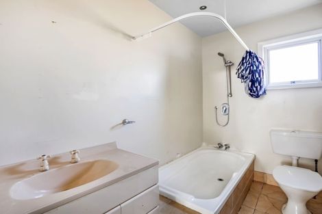 Photo of property in 16 Argyle Street, Balclutha, 9230