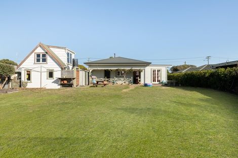 Photo of property in 24 Percy Road, Papamoa Beach, Papamoa, 3118