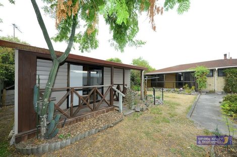 Photo of property in 56 Royal Park Drive, Parklands, Christchurch, 8083