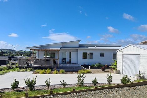 Photo of property in 34a Weka Street, Mangawhai, 0505