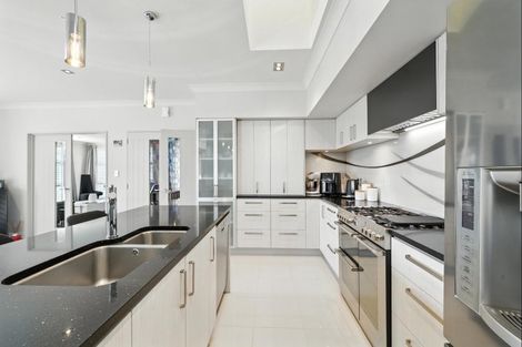 Photo of property in 43 Sycamore Close, Rangiora, 7400