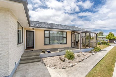 Photo of property in 9 Erin Crescent, Mairehau, Christchurch, 8013