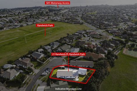 Photo of property in 21 Randwick Place, Randwick Park, Auckland, 2105