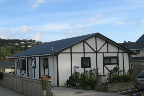 Photo of property in 3 Montgomery Street, Stokes Valley, Lower Hutt, 5019