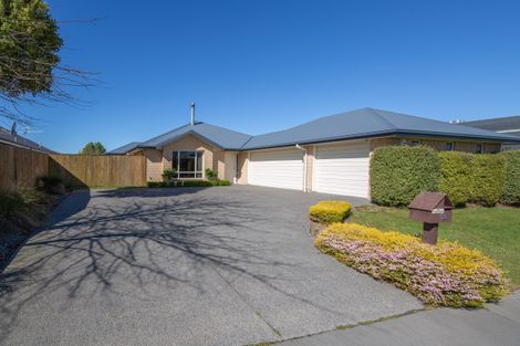 Photo of property in 53 Rolleston Drive, Rolleston, 7614