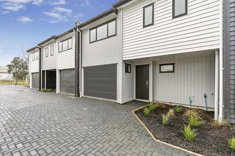 Photo of property in 14c Ropata Avenue, Point England, Auckland, 1072