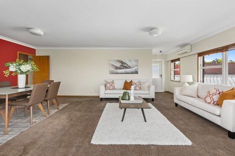 Photo of property in 30a Geoffrey Road, Torbay, Auckland, 0630