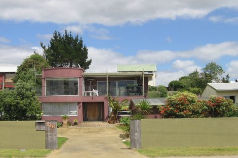 Photo of property in 176 Seaforth Road, Waihi Beach, 3611