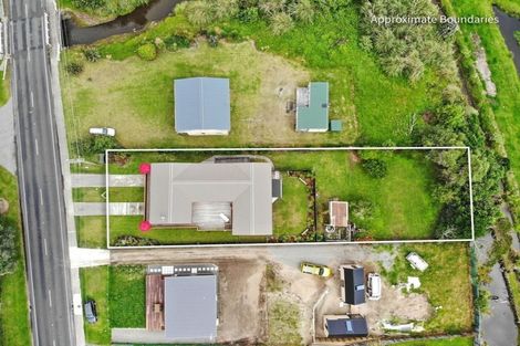 Photo of property in 98 Seaforth Road, Waihi Beach, 3611