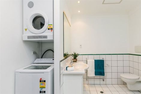 Photo of property in Vicino Apartments, 25/33 Taranaki Street, Te Aro, Wellington, 6011