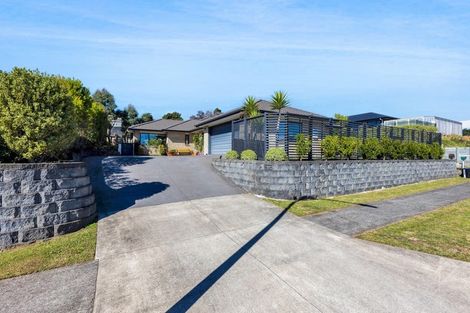 Photo of property in 57 Ainslee Street, Highlands Park, New Plymouth, 4312
