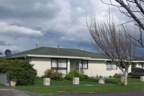Photo of property in 4 Long Melford Road, Awapuni, Palmerston North, 4412