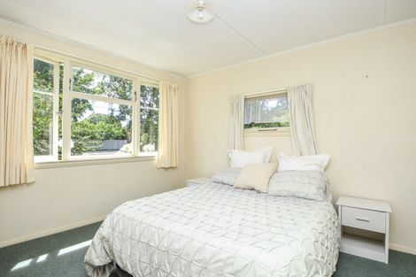 Photo of property in 22 Moreton Road, Carterton, 5713