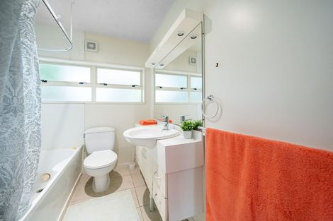 Photo of property in 2/12 Churchill Street, Christchurch Central, Christchurch, 8013