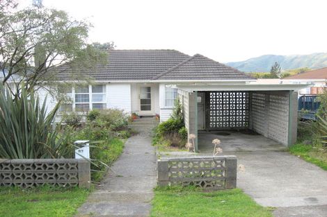 Photo of property in 82 Wainuiomata Road, Wainuiomata, Lower Hutt, 5014