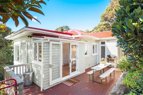 Photo of property in 12 Liffey Crescent, Island Bay, Wellington, 6023