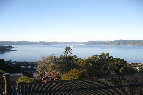 Photo of property in 4 Lyons Crescent, Strathmore Park, Wellington, 6022